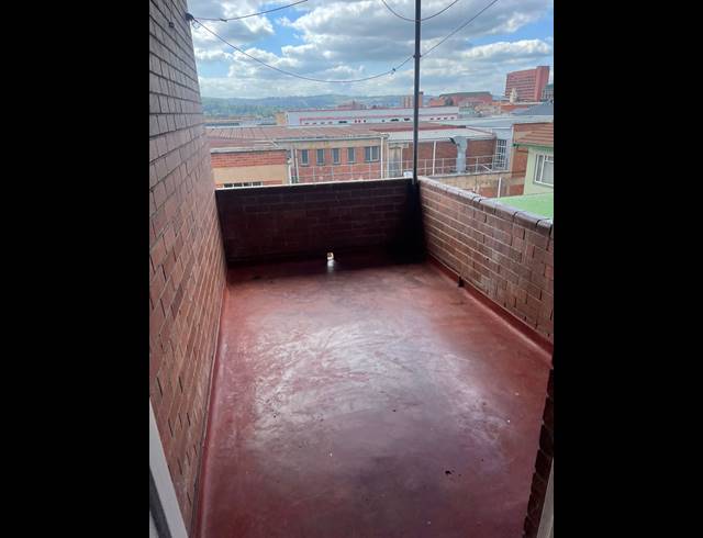 2 BEDROOM APARTMENT FOR SALE IN PIETERMARITZBURG CENTRAL